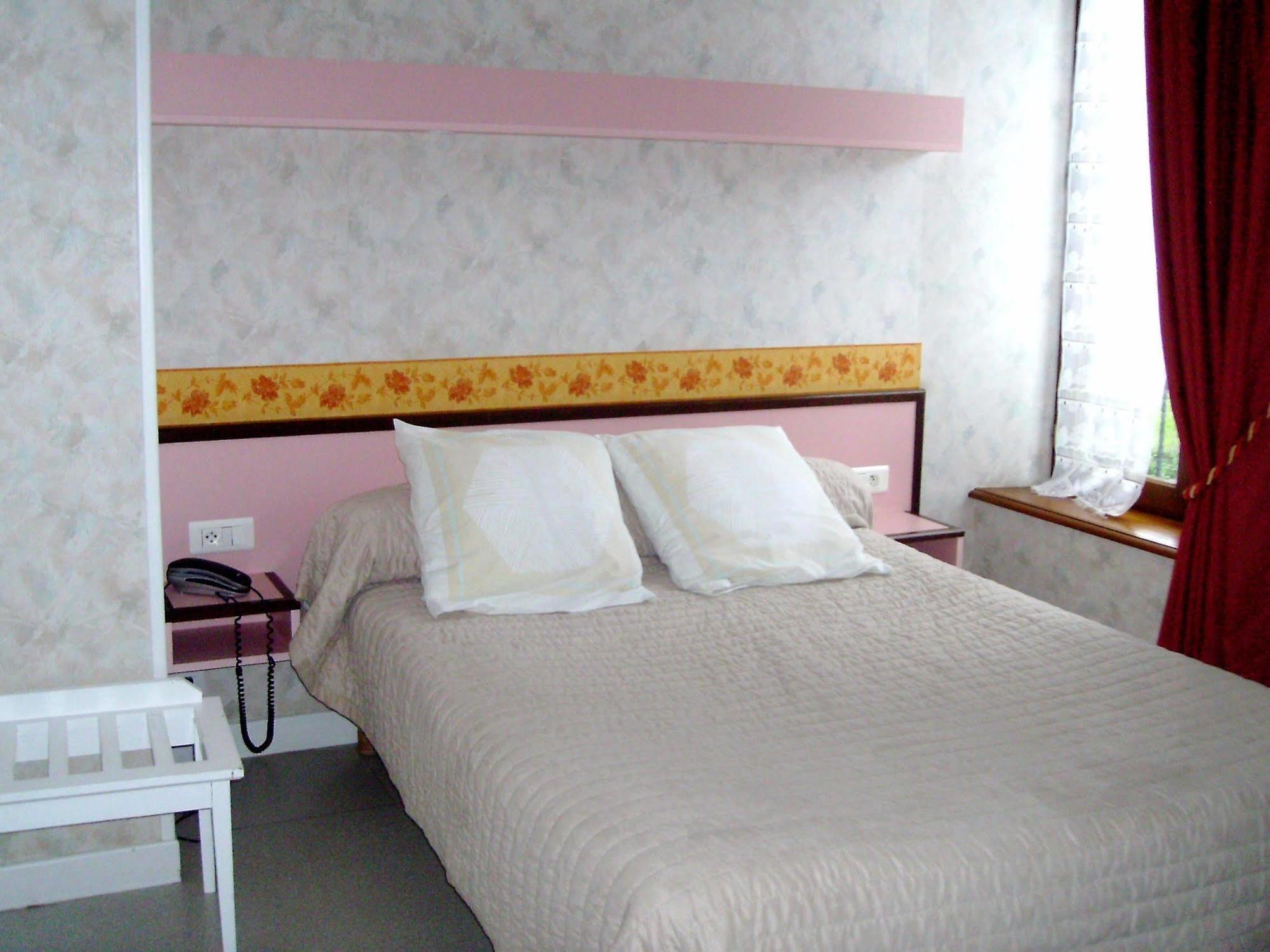 Logis Auberge De L'Allagnonette Saint-Poncy エクステリア 写真